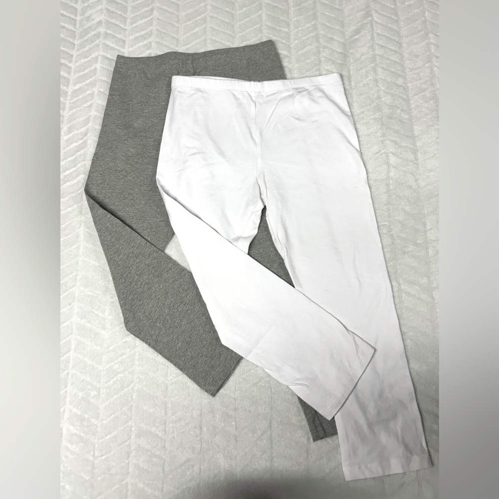 2 pairs Children’s Place capri leggings, size XL 14, gray, white
